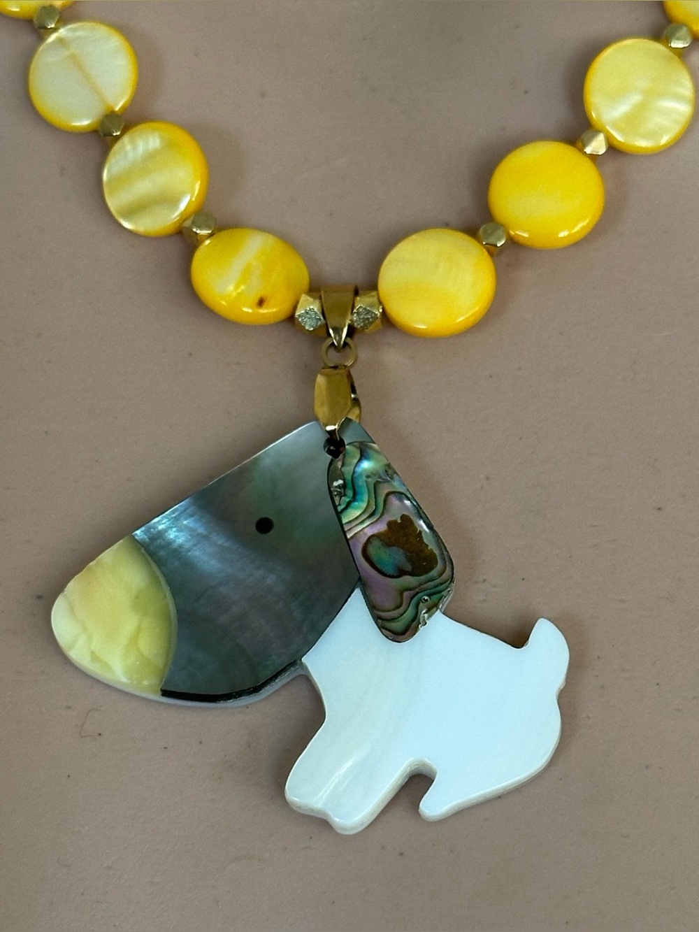 20-1/2 inch White Mother-of-Pearl Necklace NWOT - Picture 9 of 14